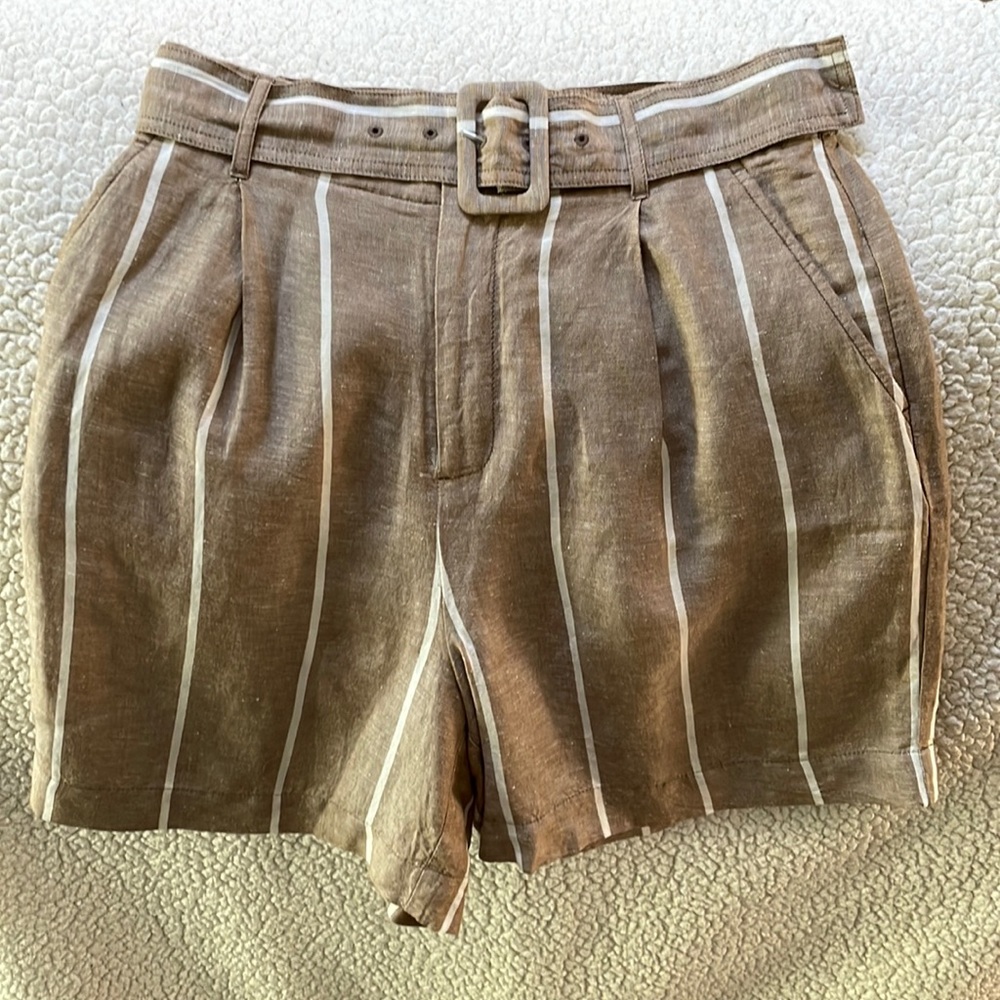 A new day striped Bermuda shorts size M